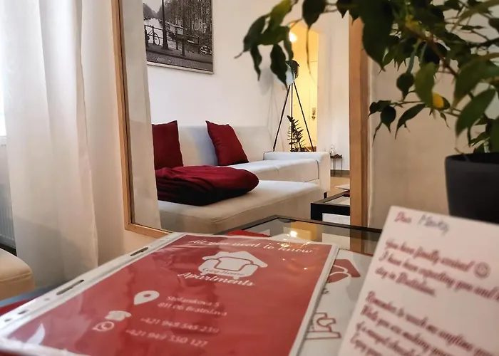 Cozyhome In Old Town, Presidential * ブラチスラヴァ