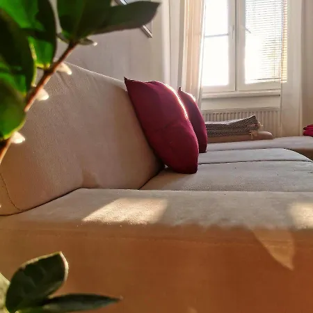 Cozyhome In Old Town, Presidential Братислава